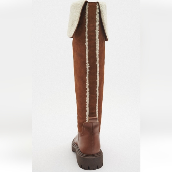 BNWT! Over-the-knee leather boot with fleece trim - Picture 6 of 7